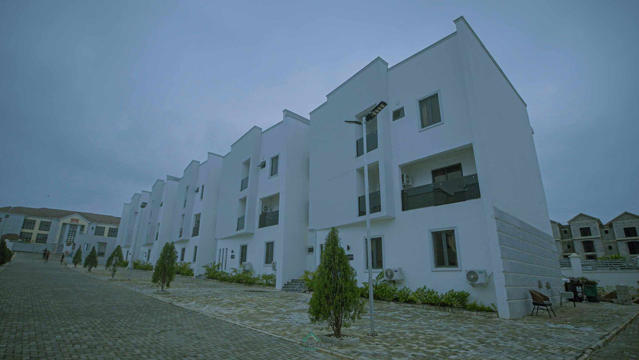 16 Units of TOWN HOUSES
