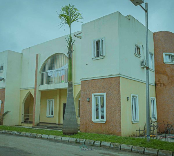 Saada Court